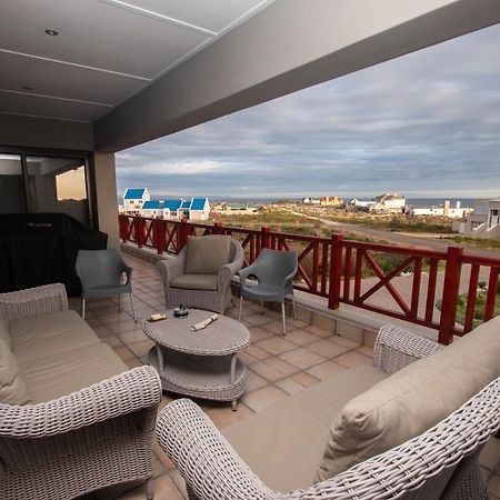 Van Den Berg'S Guesthouse Bettyʼs Bay Εξωτερικό φωτογραφία